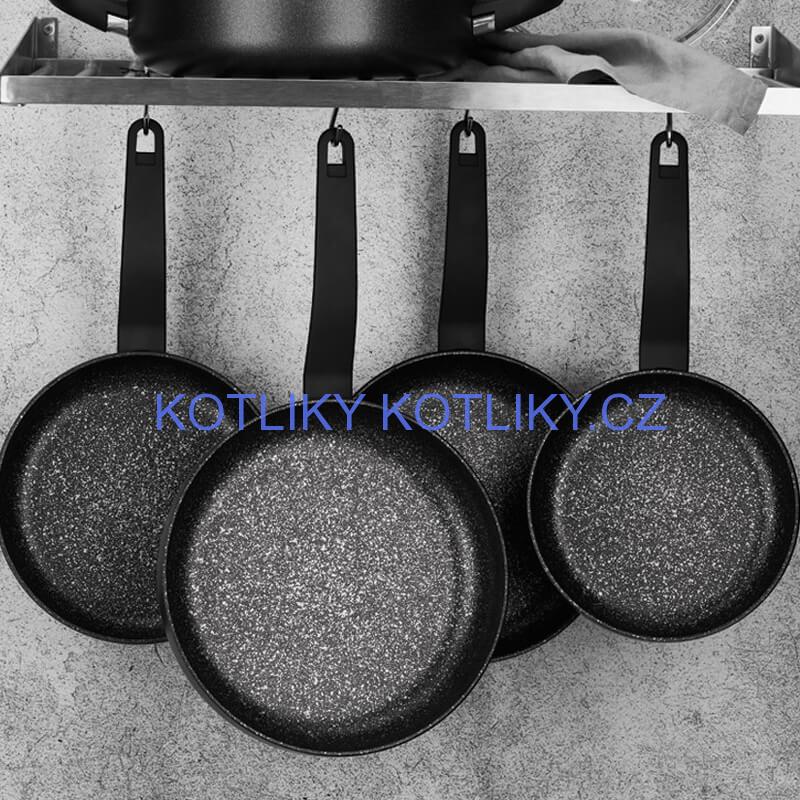 Pánev s rukojetí 26 Classic Plus Volkanit