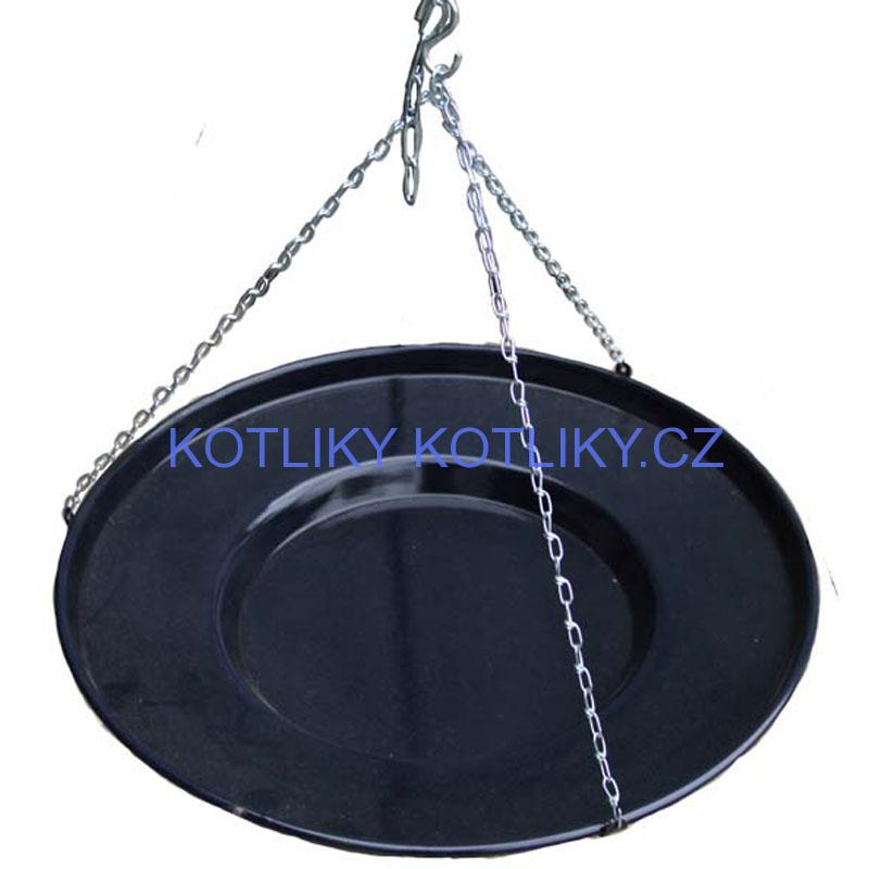 Grilovací pánev s řetízkem