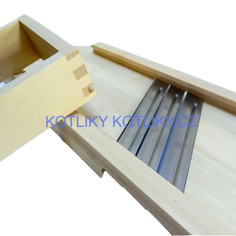 Ruční dřevěný kráječ zelí 3 nože 56 x 19 cm (malý)