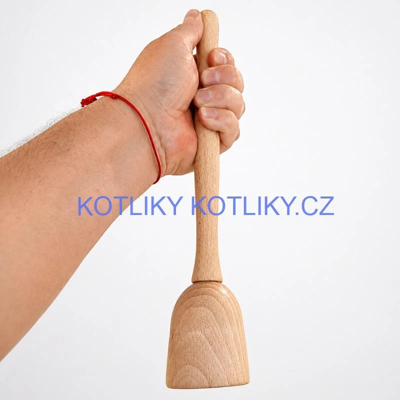 Dřevěný drtič na brambory a zeleninu 30 cm