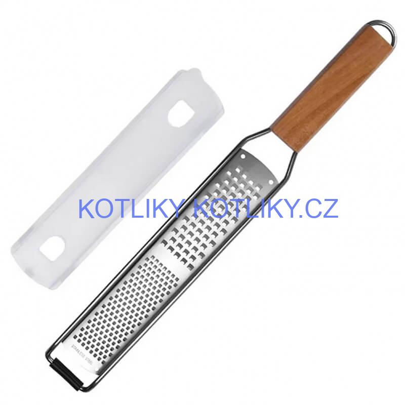 Struhadlo ploché na sýr s dřevěnou rukojetí